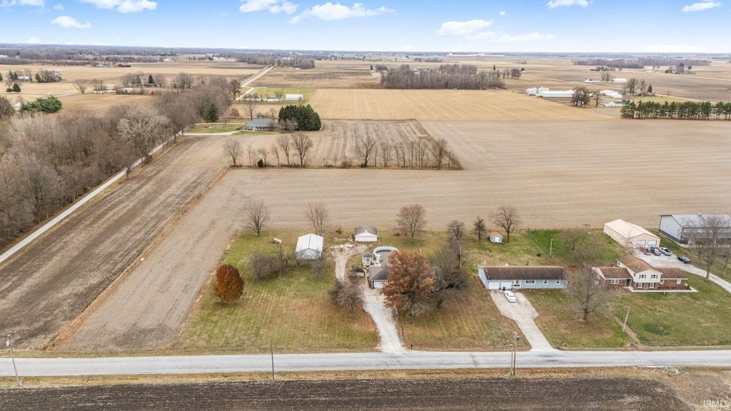 Photo of 977 W 400 South Road, Tipton, IN 46072 (MLS # 202547532)