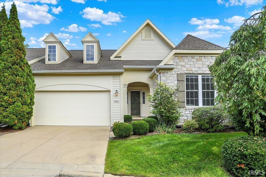 Photo of 907 S Baldwin Drive, Bloomington, IN 47401 (MLS # 202541865)