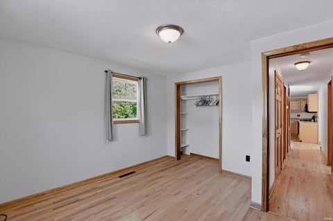 Tiny photo for 694 W Ladd Avenue, Bloomington, IN 47403 (MLS # 202644829)