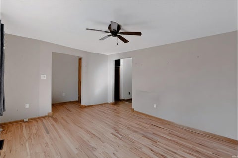 Tiny photo for 694 W Ladd Avenue, Bloomington, IN 47403 (MLS # 202644829)