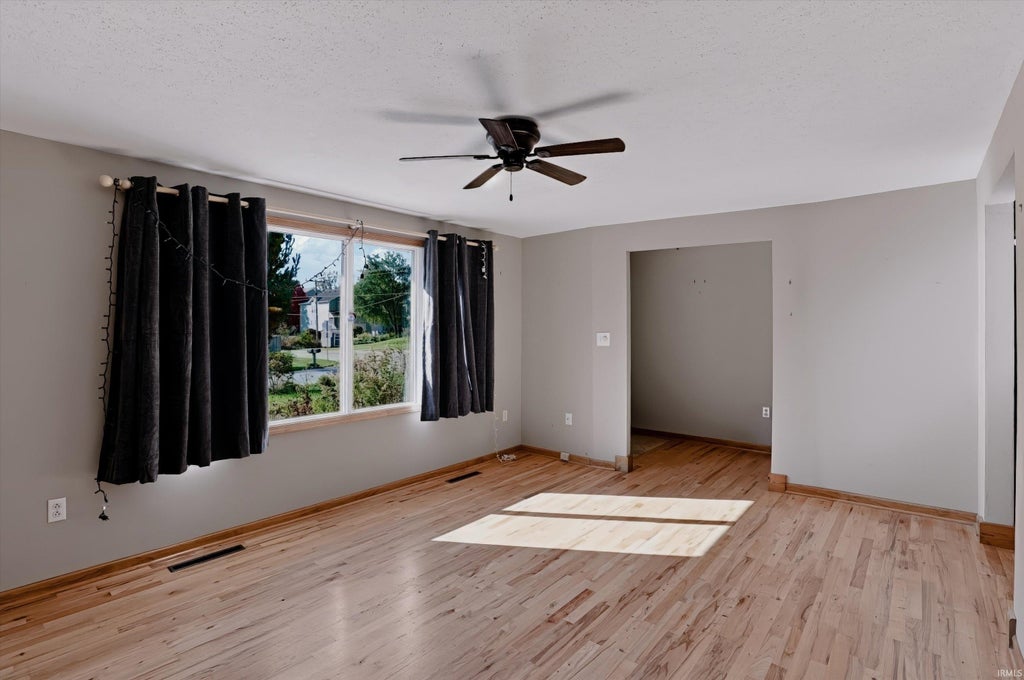 Photo of 694 W Ladd Avenue, Bloomington, IN 47403 (MLS # 202644829)