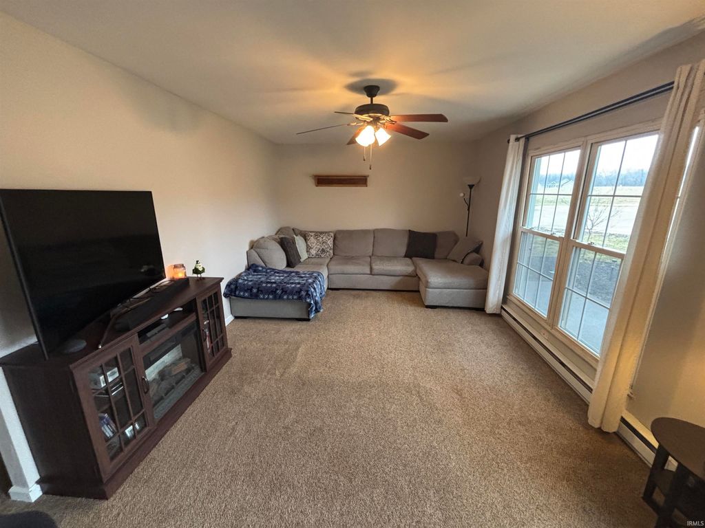 Photo of 1905 E Schulze Road, Vincennes, IN 47591 (MLS # 202549065)