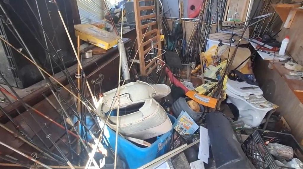 Photo of 1224 Fremont Street, South Bend, IN 46628 (MLS # 202549109)