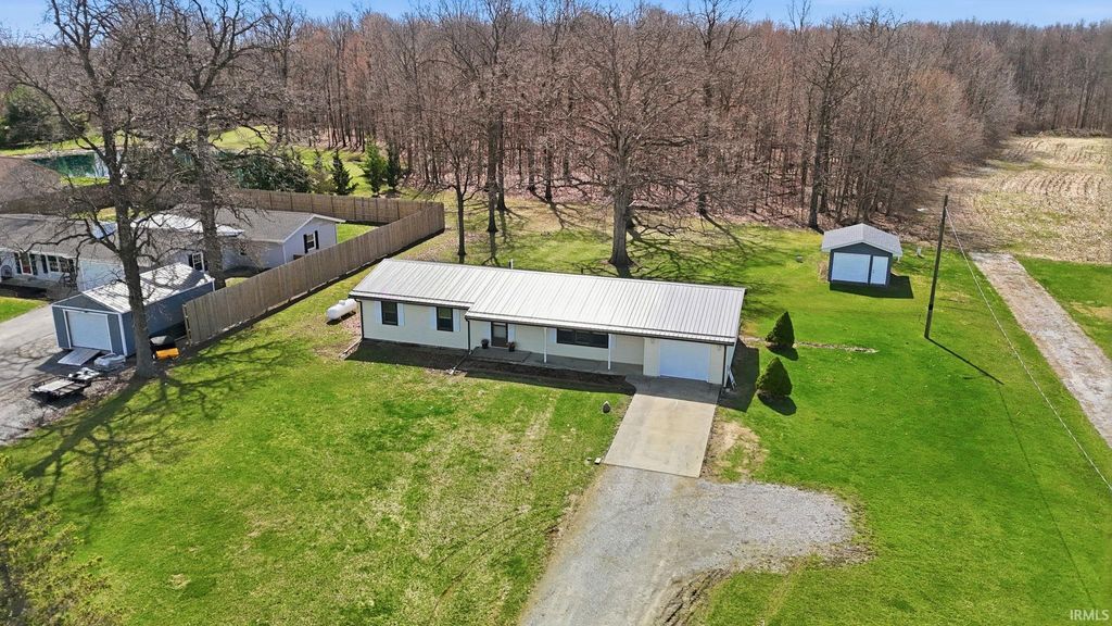 Photo of 11264 E 550 S, Laotto, IN 46763 (MLS # 202609817)