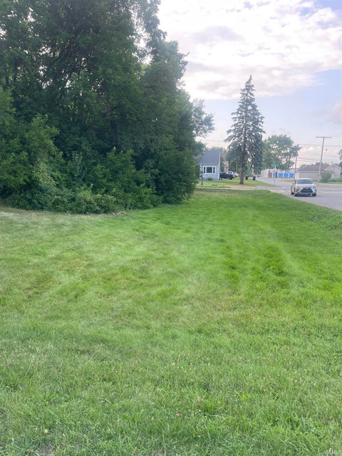 Photo of TBD Market St, Warsaw, IN 46580 (MLS # 202631331)