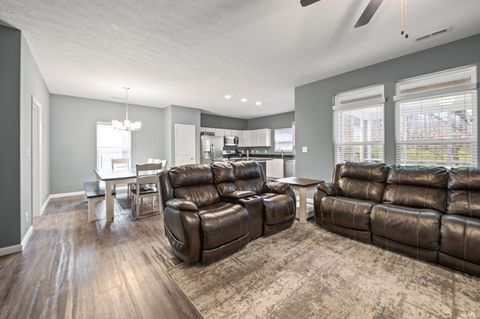 Tiny photo for 206 Folkston Way, Lafayette, IN 47909 (MLS # 202546676)