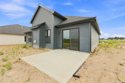 Tiny photo for 10943 Wild Iris Cove, Fort Wayne, IN 46818 (MLS # 202631073)