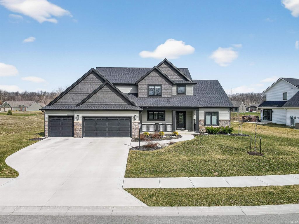 Photo of 8693 Leonis Run, Leo, IN 46765 (MLS # 202611684)