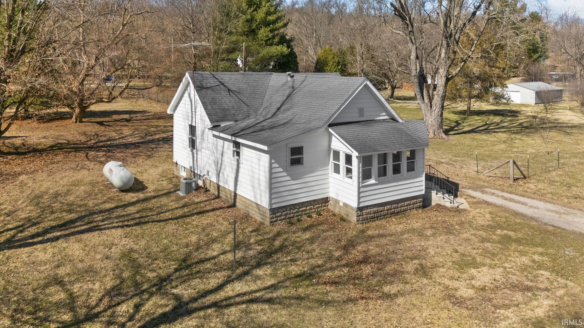 Rockville, Indiana 47872, United States, 2 Bedrooms Bedrooms, ,1 BathroomBathrooms,Residential,Pending,88563