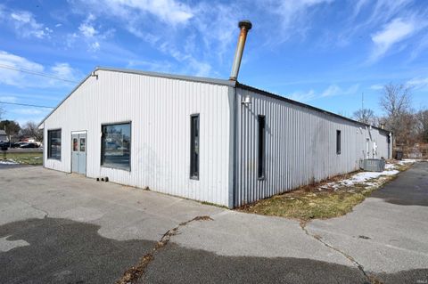 Tiny photo for 394 S 00 EW Road, Kokomo, IN 46902 (MLS # 202540706)