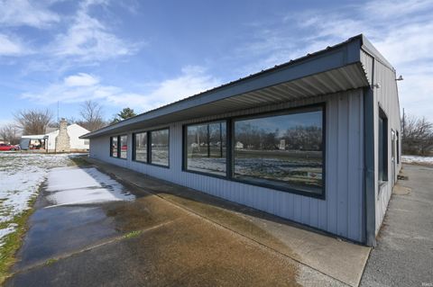 Tiny photo for 394 S 00 EW Road, Kokomo, IN 46902 (MLS # 202540706)