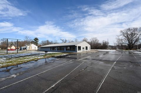 Photo of 394 S 00 EW Road, Kokomo, IN 46902 (MLS # 202540706)