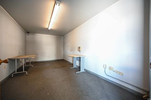 Tiny photo for 394 S 00 EW Road, Kokomo, IN 46902 (MLS # 202540706)