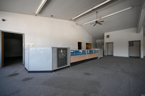 Tiny photo for 394 S 00 EW Road, Kokomo, IN 46902 (MLS # 202540706)