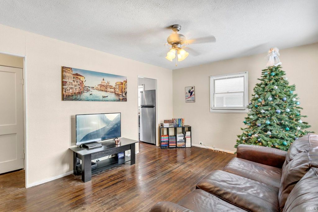 Photo of 1266 N Main Street, Elkhart, IN 46514 (MLS # 202547951)