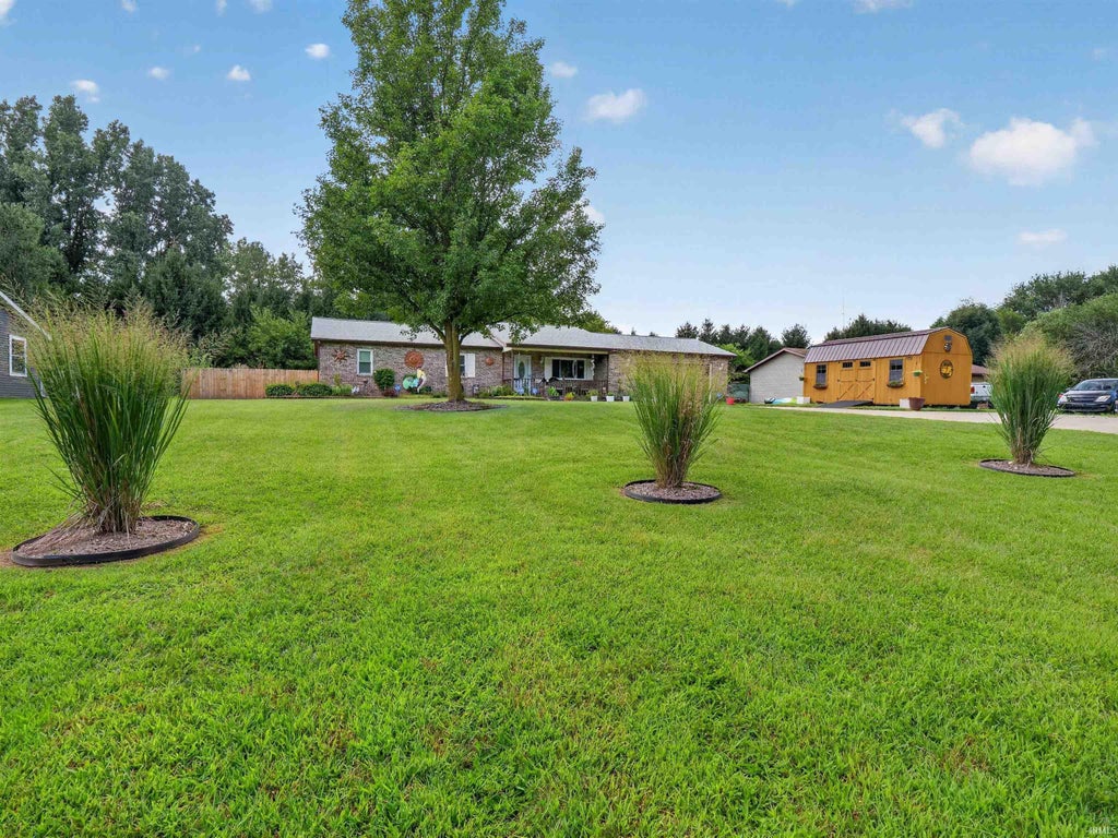 Photo of 3425 W Landis Road, Angola, IN 46703 (MLS # 202634733)