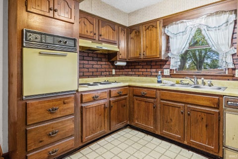 Tiny photo for 7403 E 325 S, Bringhurst, IN 46913 (MLS # 202642953)