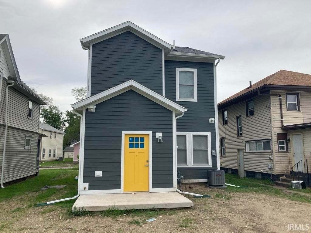 Photo of 536 Blaine Avenue, South Bend, IN 46616 (MLS # 202618938)