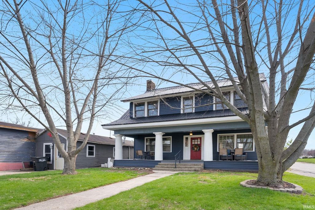 Photo of 903 S Cavin Street, Ligonier, IN 46767 (MLS # 202612907)