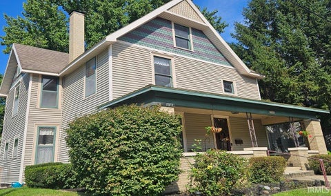 Tiny photo for 700 S Jackson Street, Frankfort, IN 46041 (MLS # 202635523)