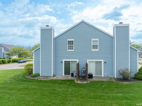Tiny photo for 3600 N Lakeside Drive, Muncie, IN 47304 (MLS # 202613055)