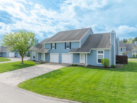 Photo of 3600 N Lakeside Drive, Muncie, IN 47304 (MLS # 202613055)