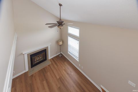 Tiny photo for 3600 N Lakeside Drive, Muncie, IN 47304 (MLS # 202613055)