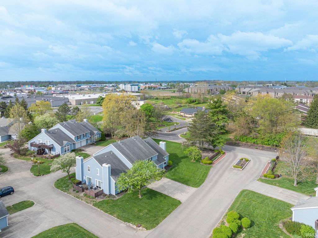 Photo of 3600 N Lakeside Drive, Muncie, IN 47304 (MLS # 202613055)