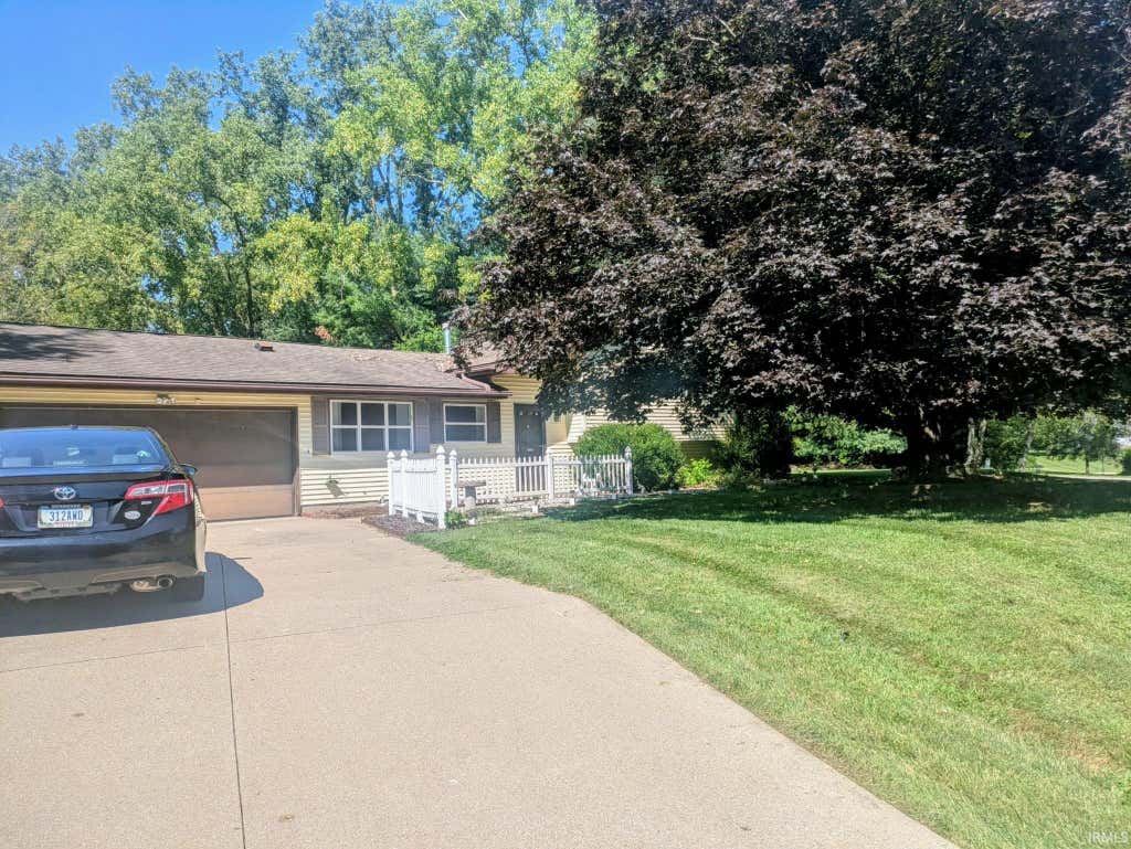 Photo of 58407 Randy Drive, Goshen, IN 46528 (MLS # 202631391)