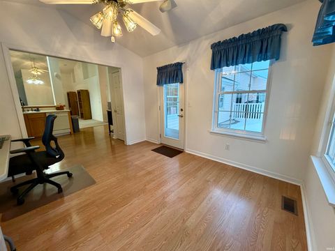 Tiny photo for 3402 Weathered Rock Circle, Kokomo, IN 46902 (MLS # 202604061)