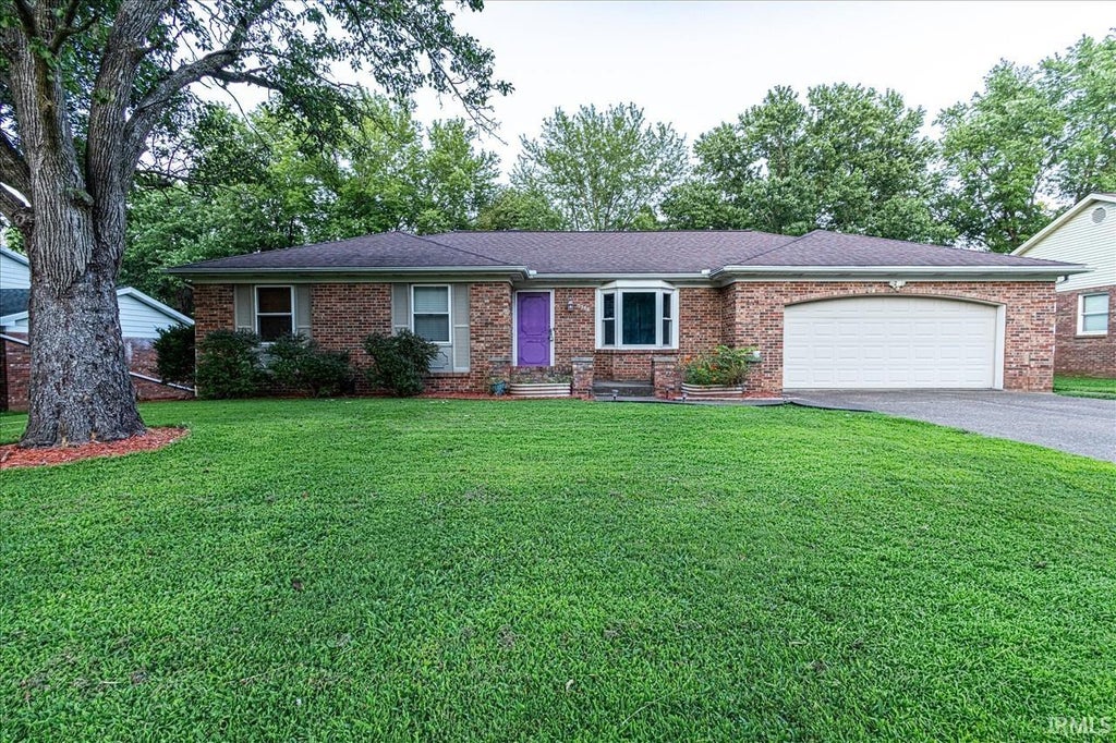 Photo of 5388 Crestwood Drive, Newburgh, IN 47630 (MLS # 202631932)