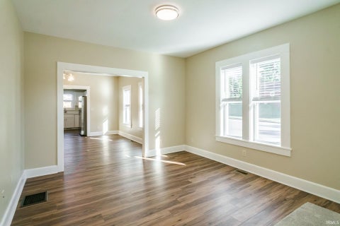 Tiny photo for 702 N Hill Street, South Bend, IN 46617 (MLS # 202643551)