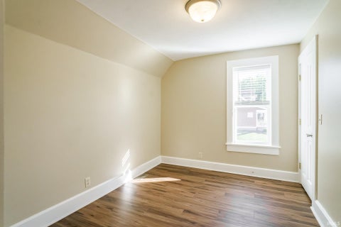 Tiny photo for 702 N Hill Street, South Bend, IN 46617 (MLS # 202643551)