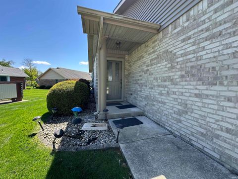 Tiny photo for 3102 S Carter Street, Kokomo, IN 46901 (MLS # 202617335)
