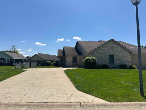 Tiny photo for 3102 S Carter Street, Kokomo, IN 46901 (MLS # 202617335)