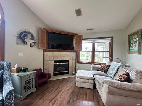 Tiny photo for 3102 S Carter Street, Kokomo, IN 46901 (MLS # 202617335)