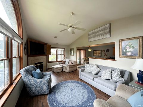 Tiny photo for 3102 S Carter Street, Kokomo, IN 46901 (MLS # 202617335)