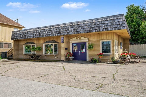 Photo for 212/214 W Pike Street