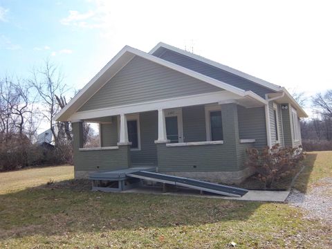 Photo of 1307 W Gourley Pike Road, Bloomington, IN 47404 (MLS # 202605670)