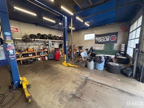 Tiny photo for 206 N Main Street, Dunkirk, IN 47336 (MLS # 202547073)