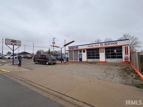 Tiny photo for 206 N Main Street, Dunkirk, IN 47336 (MLS # 202547073)