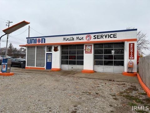 Tiny photo for 206 N Main Street, Dunkirk, IN 47336 (MLS # 202547073)