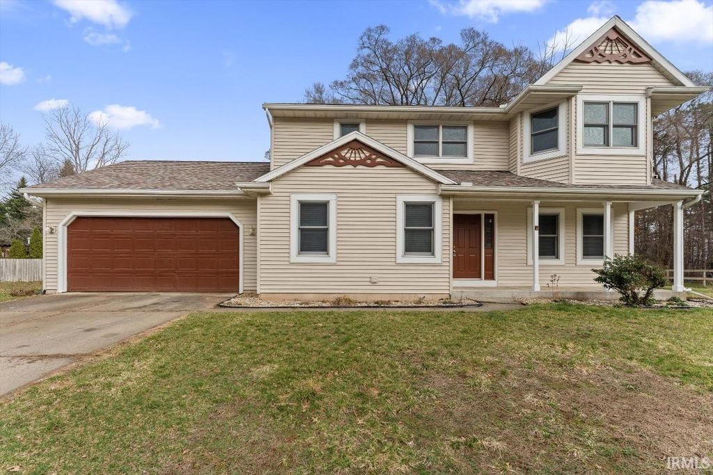 Photo of 50944 Pine Meadows Drive, Granger, IN 46530 (MLS # 202608684)