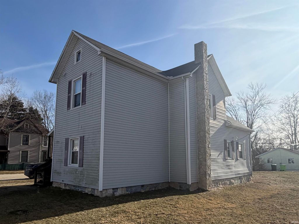 Photo of 201 Tacoma Avenue, Logansport, IN 46947 (MLS # 202602618)