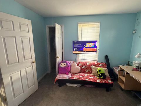 Tiny photo for 201 Tacoma Avenue, Logansport, IN 46947 (MLS # 202602618)