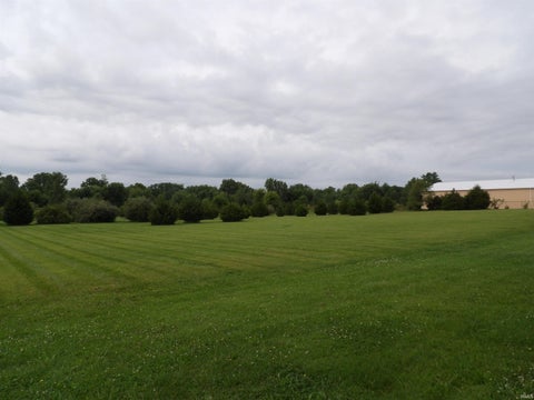 Tiny photo for 9315 E Jackson Street, Selma, IN 47383 (MLS # 202634586)