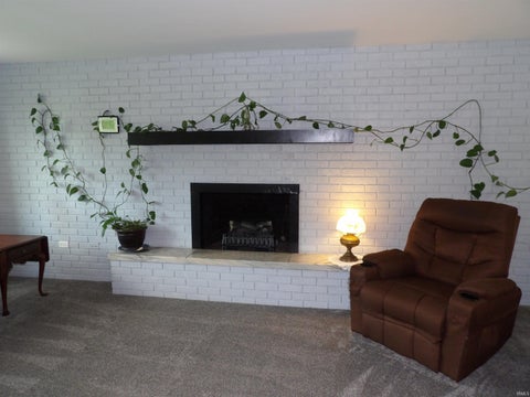 Tiny photo for 9315 E Jackson Street, Selma, IN 47383 (MLS # 202634586)