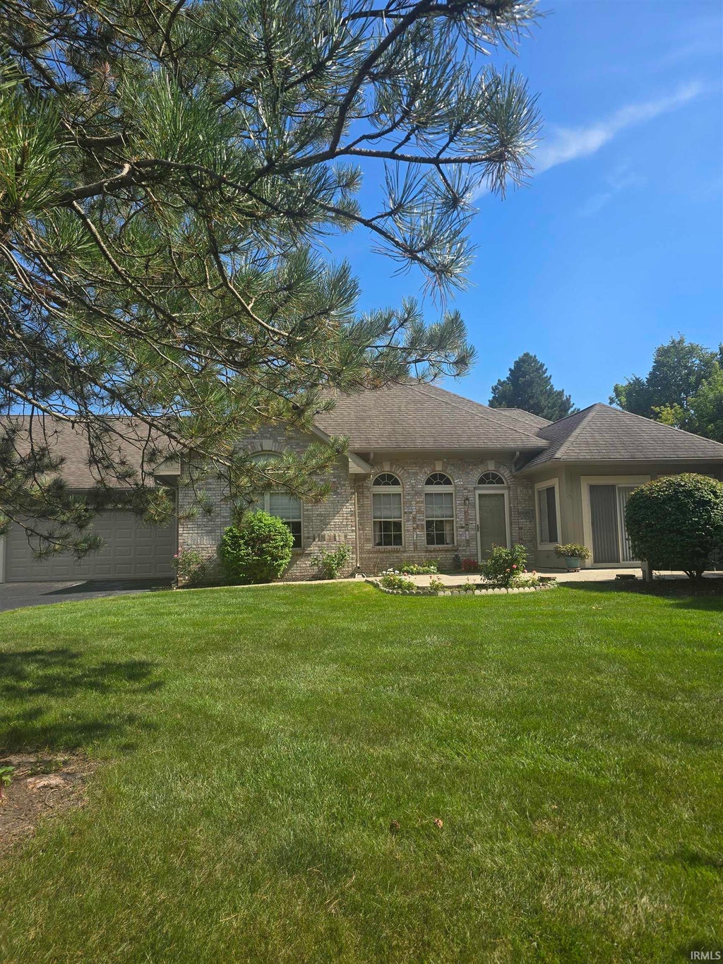 Photo of 5178 Coventry Lane, Fort Wayne, IN 46804 (MLS # 202636772)