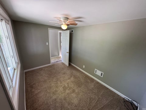 Tiny photo for 6820 E Harrold Place, Churubusco, IN 46723 (MLS # 202627832)