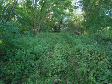 Tiny photo for 845 E 75N Road, Winamac, IN 46996 (MLS # 202537209)